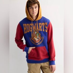 Hogwarts Blue and Red Hoodie. Size 2X